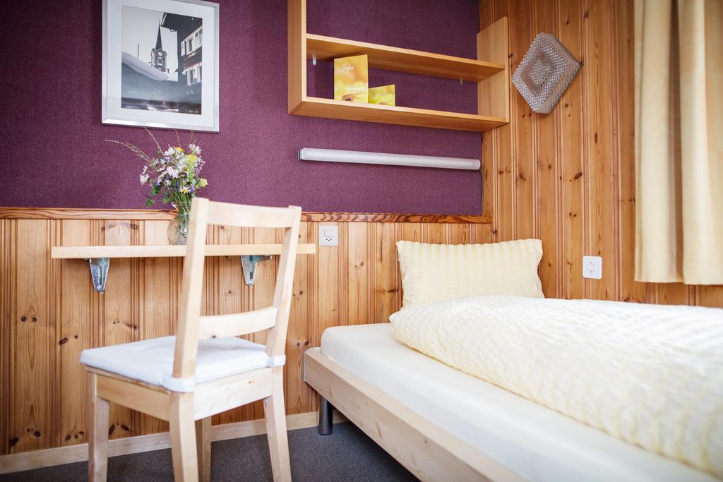 Hotel Nufenen Ulrichen Buitenkant foto