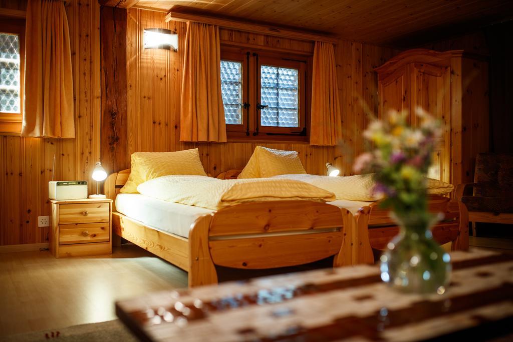Hotel Nufenen Ulrichen Buitenkant foto
