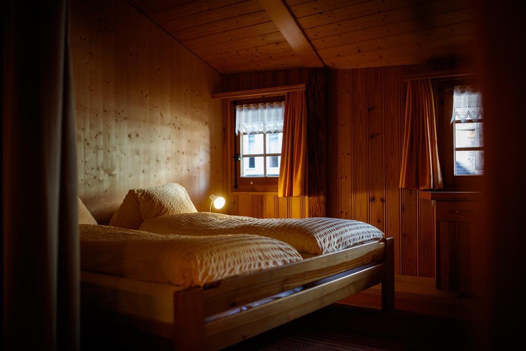 Hotel Nufenen Ulrichen Buitenkant foto