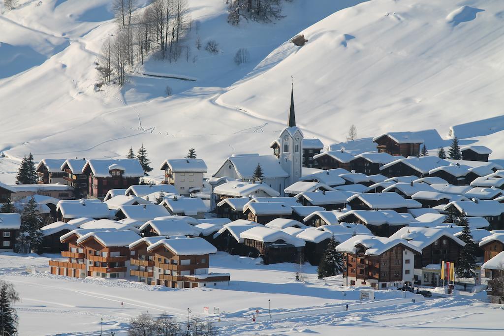 Hotel Nufenen Ulrichen Buitenkant foto